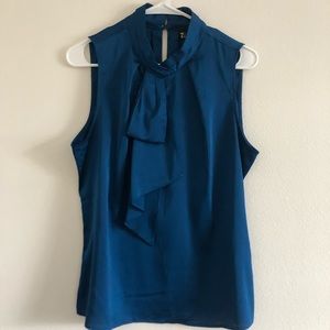 New York and company real sleeveless blouse